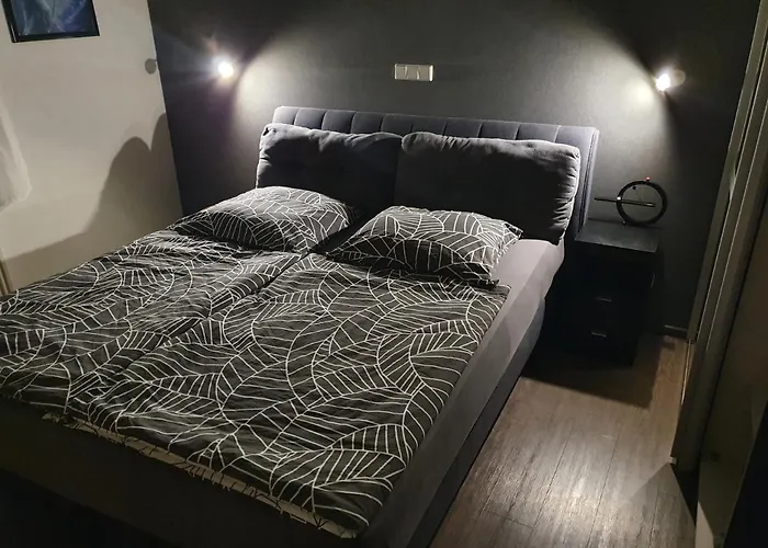 Séjour chez l'habitant Schlafzimmer, Ruhige Lage In --- Check-in Mit Schluesselkasten *